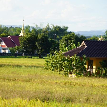 Country Retreat Hotel Mae Rim Ngoại thất bức ảnh