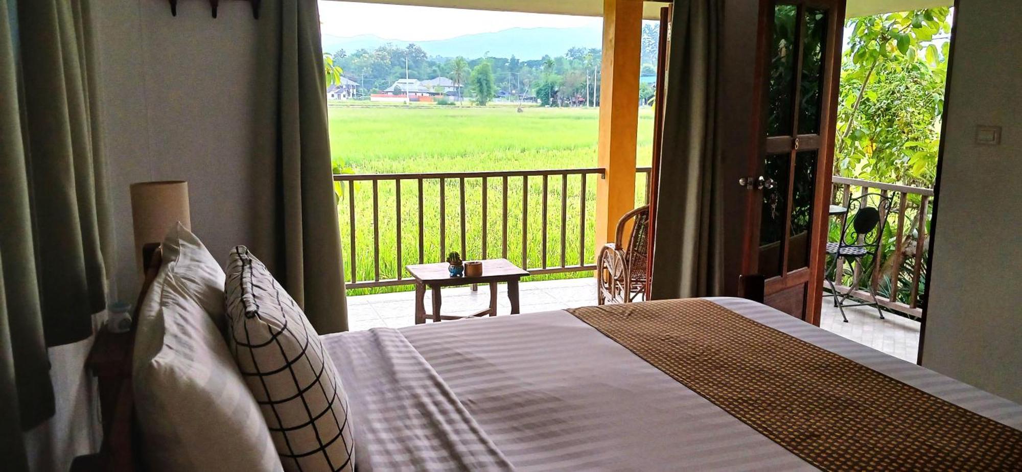 Country Retreat Hotel Mae Rim Ngoại thất bức ảnh